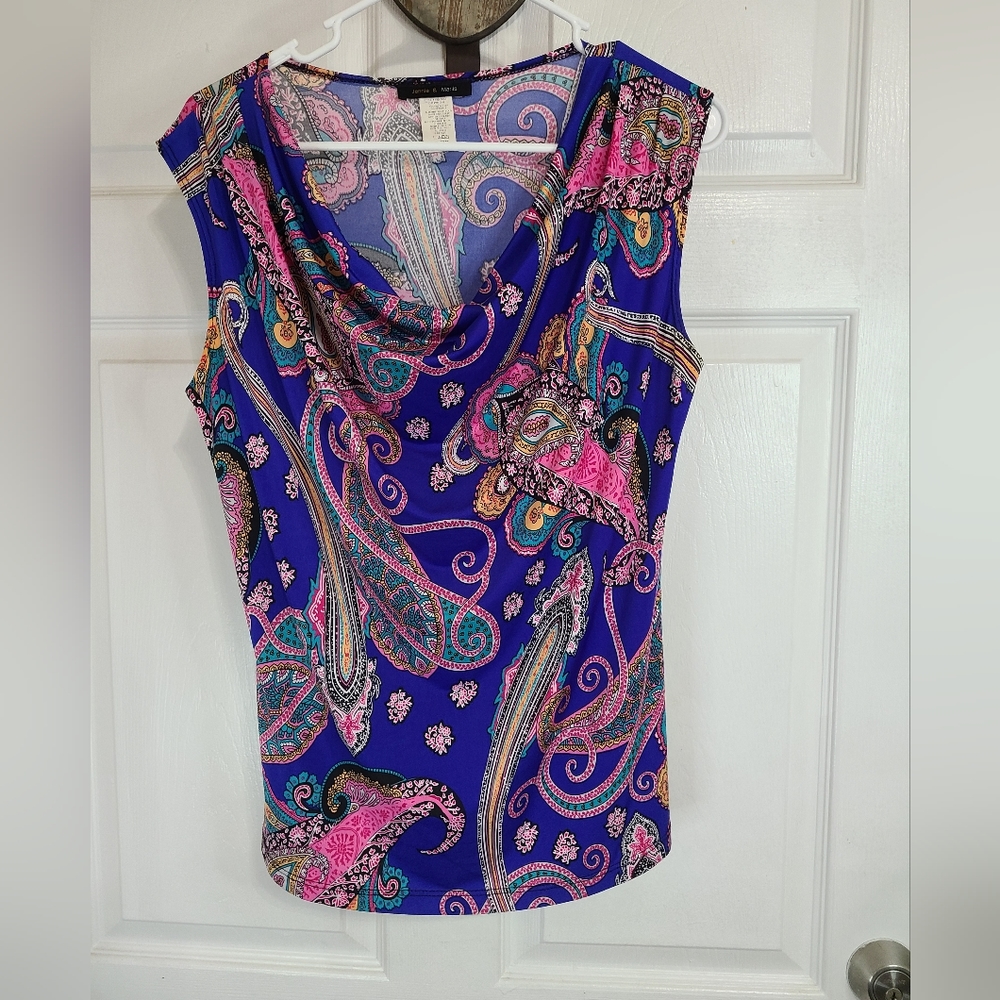 (810) Jennie and Marlis Woman's Sleeveless Paisley Blouse, Size: M Color: Pasley